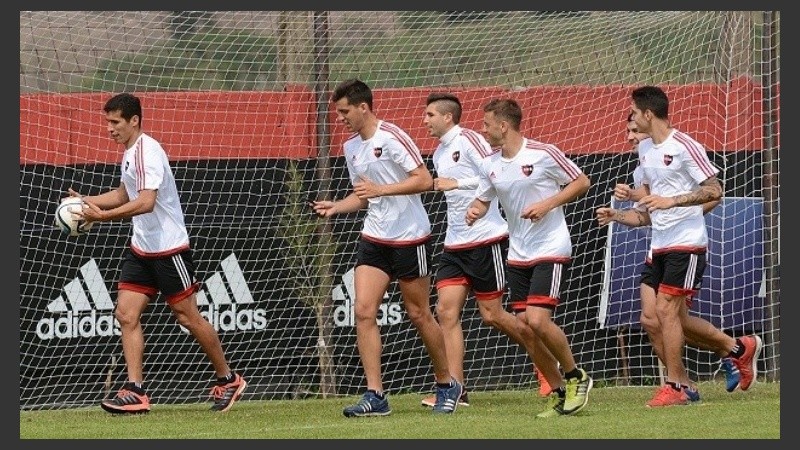 Tras las tres victorias seguidas, el plantel entrenó distentido.