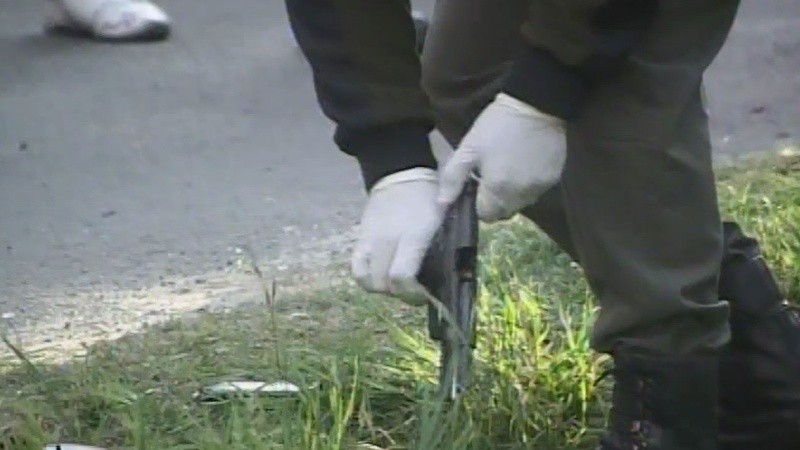 El arma secuestrada por un gendarme.