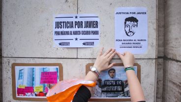 Pedido de justicia en Tribunales por Javier Barquilla, asesinado en Villa Banana hace 8 meses. (Rosario3.com)