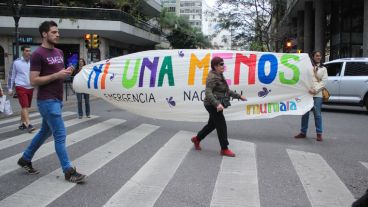 El reclamo de las Mujeres de la Matria Latinoamericana (Mumalá) en plaza Pringles.  (Rosario3.com)