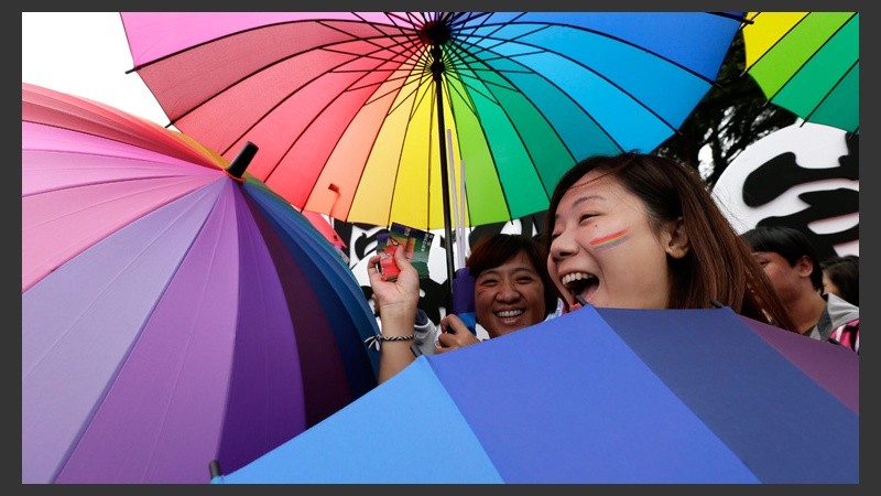 La isla asiática de Taiwán tuvo su desfile del Orgullo Gay este sábado. (EFE)