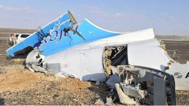 El avión ruso se estrelló unos 23 minutos después de despegar, con 217 pasajeros y 7 miembros de la tripulación.