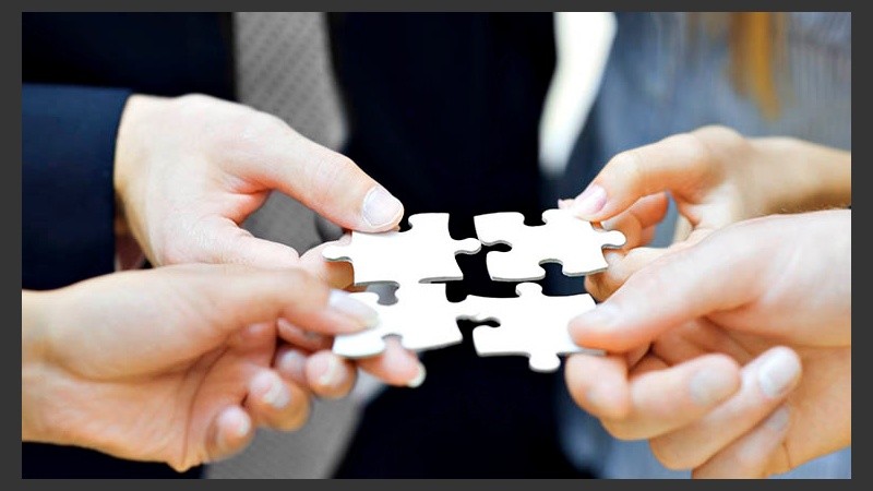 El encuentro cuenta con el apoyo de universidades y organizaciones como UCEL, UBP, UCA, Universidad Austral y MOVERSE.