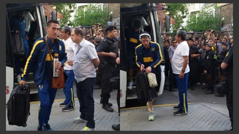 La llegada del plantel de Boca al hotel Ros Tower.