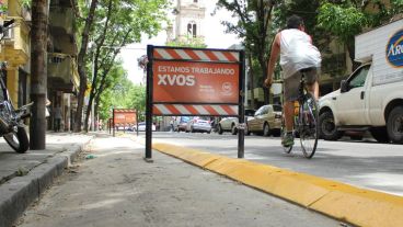 Muchas de las nueva ciclovías están siendo marcadas. (Rosario3.com)