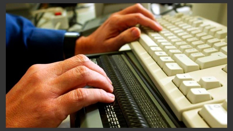 Tiflolibros posee más de 49700 libros en su Biblioteca Digital.