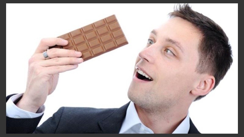 La respuesta emocional que genera el chocolate es más intensa en los hombres que en las mujeres.