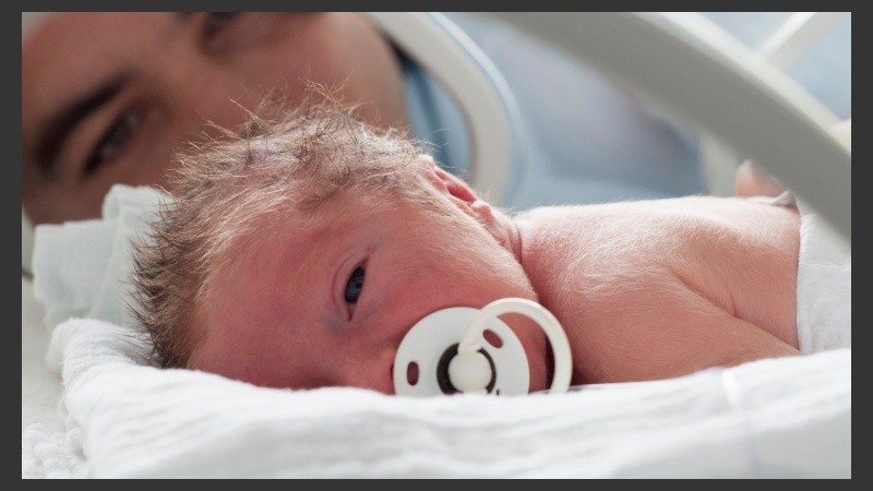 El porcentaje de recién nacidos con bajo peso que inician la lactancia es un 10 % menor que el de los nacidos con un peso adecuado.