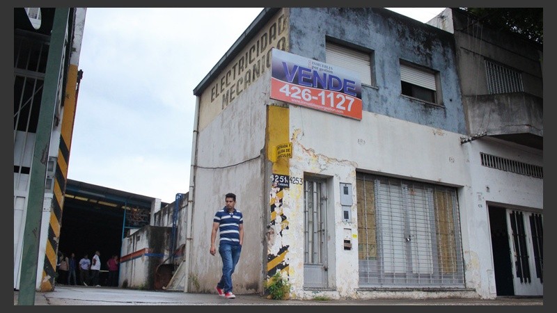 Perón al 4200, el lugar del violento episodio.