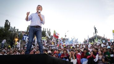 "Quiero trabajar todos los días para ayudarlos a que vivan mejor", dijo Macri.