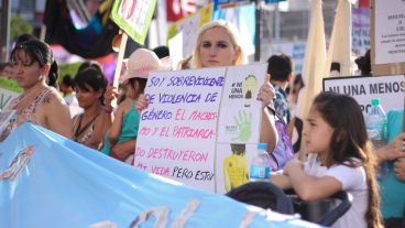 Víctimas de la violencia de género dijeron presente para manifestarse.