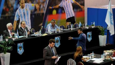 Tinelli en la votación de la AFA.