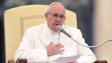 "¿Qué tipo de mundo deseamos transmitir a todos los que vendrán después de nosotros, a los chicos que están creciendo", se preguntó el Sumo Pontífice.