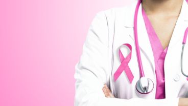 El cáncer de mama es la neoplasia maligna más frecuente en las mujeres en todo el mundo.