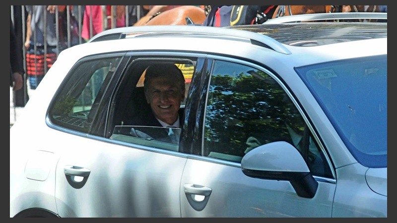 La sonrisa del  flamante presidente en su llegada al Congreso. (Télam)