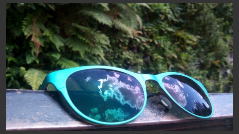 A no quitarle los ojos de encima al cielo. 