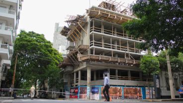 El edificio en Jujuy y Paraguay este lunes. (Rosario3.com)