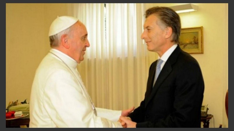 Macri junto a Bergoglio, en una visita al Vaticano.