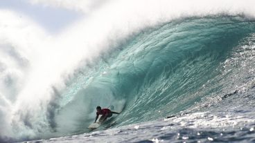 Las olas de Hawai son consideradas una de las mejores para practicar este deporte. (EFE)
