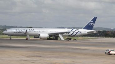 El avión se vio obligado a aterrizar en Kenia.