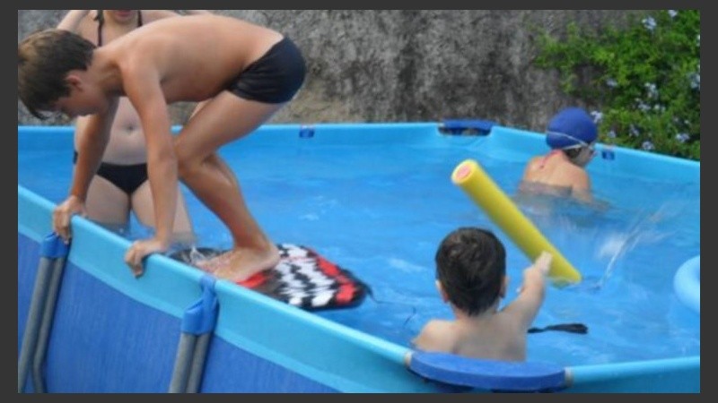 Un chapuzón antes de que llueva.