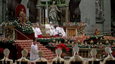 Este jueves fue la misa de Navidad en la Basílica de San Pedro. (EFE)