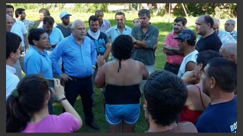 Por la tarde, Lifschitz se reunió con damnificados de Colastiné, en la capital.