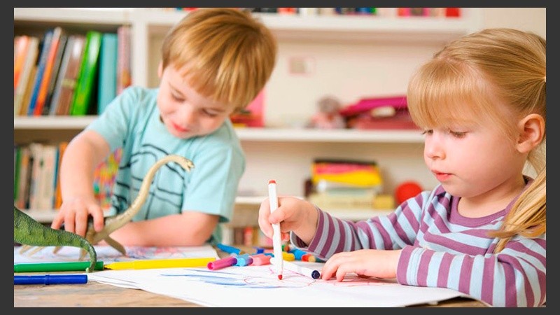 El seminario se realiza en el marco de la celebración por los 100 tomos de la colección 0 a 5 de la editorial Noveduc. 