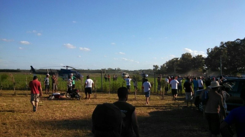 El lugar del accidente en un camino rural, cerca de Arrecifes.