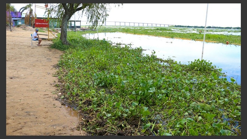 Vista de una de las playas de la Rambla este martes.  (Alan Monzón/Rosario3.com)