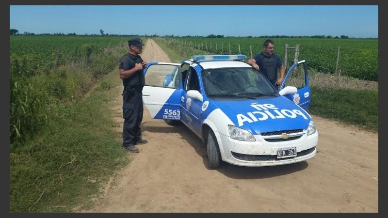 Un patrullero en un camino rural de San Agustín.