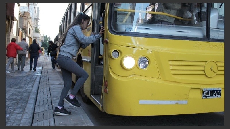 La empresa Rosario Bus podría dejar de operar otra línea del transporte urbano.