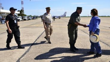 Bullrich al llegar a Santa Fe.