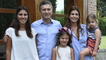 El presidente recibió a las hijas de Nisman.