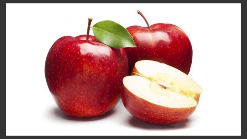  La manzana ayuda a controlar tanto los niveles de colesterol como la glucemia.