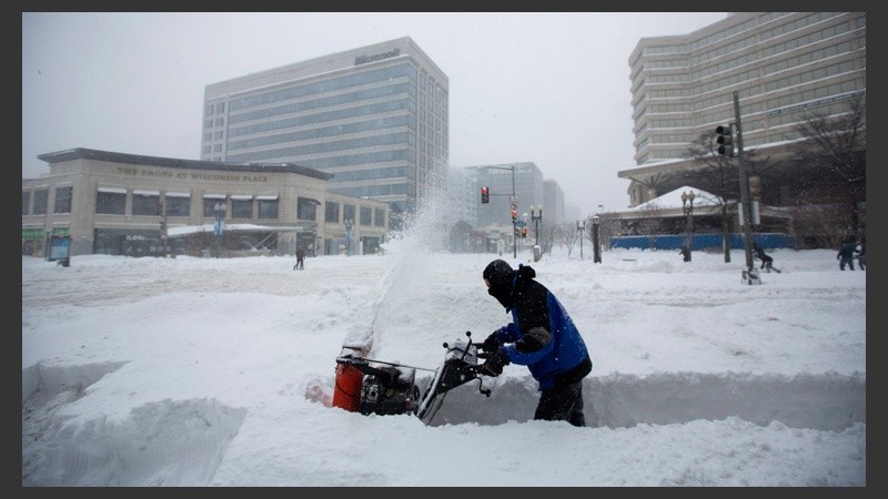 La nieve complicó a varias ciudades de la costa este de Estados Unidos. (EFE)