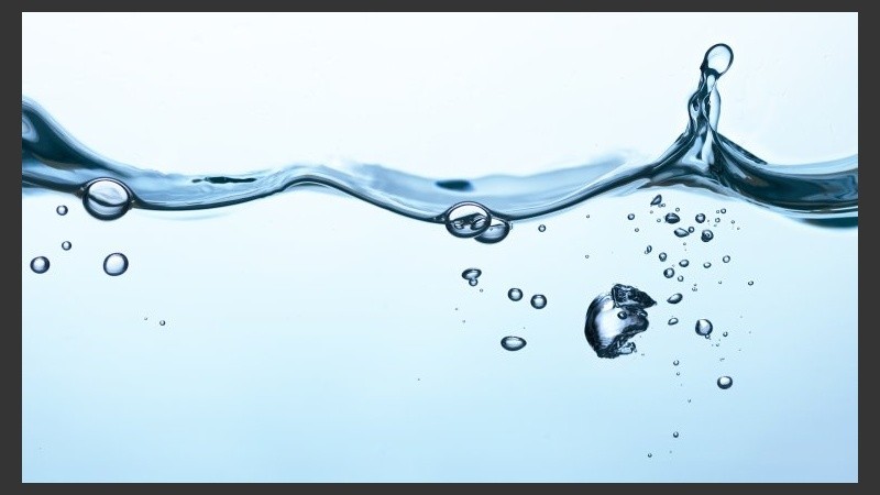 El dispositivo provee mil litros diarios de agua purificada.