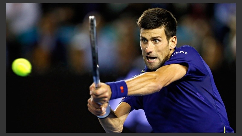 Novak Djokovic se quedó con el Abierto de Australia tras vencer al escocés Andy Murray. (EFE)