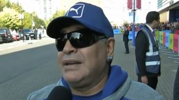Maradona dice que es víctima de una estafa.