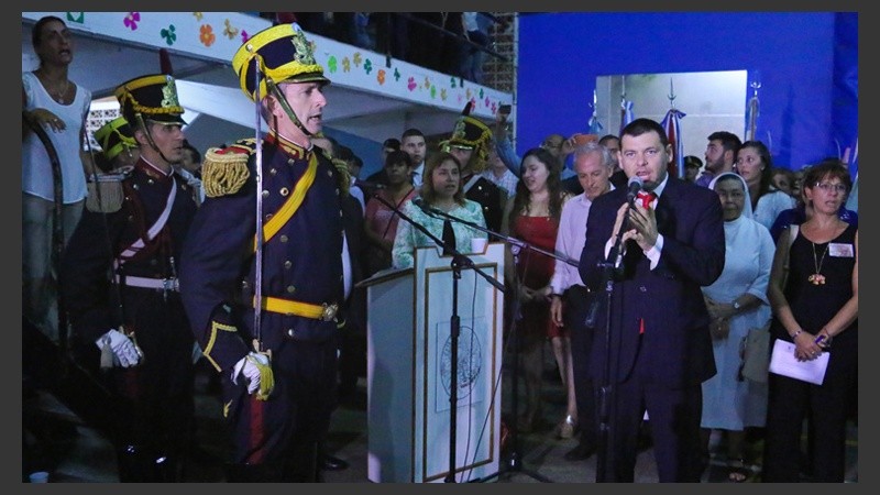 Se entonó la marcha de Cabral.