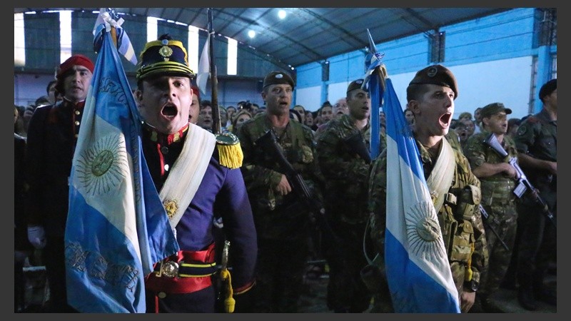 La marcha en honor a Cabral se cantó con el alma.