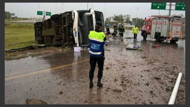 El accidente ocurrió bajo una lluvia torrencial.