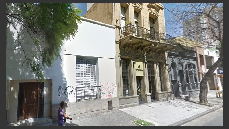 La cuadra de Urquiza al 1800, donde se encuentra el boliche.