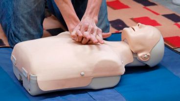 El objetivo es capacitar en RCP a los docentes para que ante una situación puedan actuar de forma eficaz.