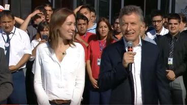 Macri junto a la gobernadora boanerense, María Eugenia Vidal.