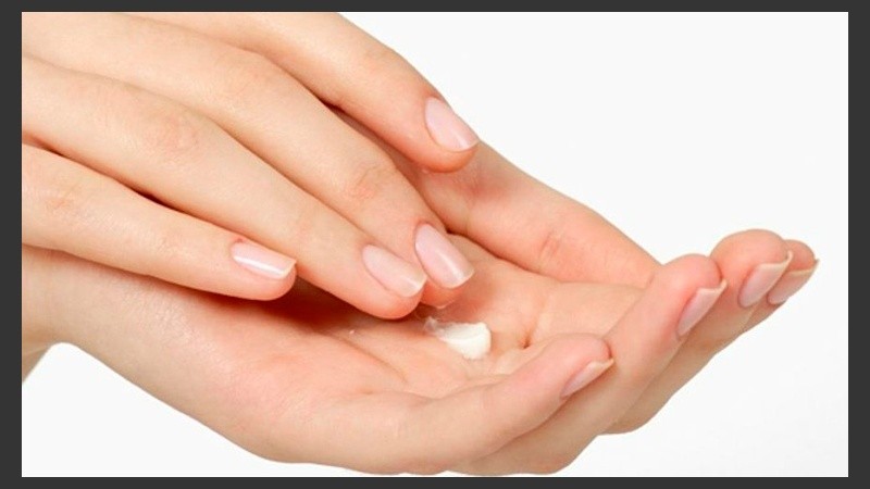 Se recomienda siempre usar factor solar porque la zona afectada no tiene la barrera natural de pigmentos.