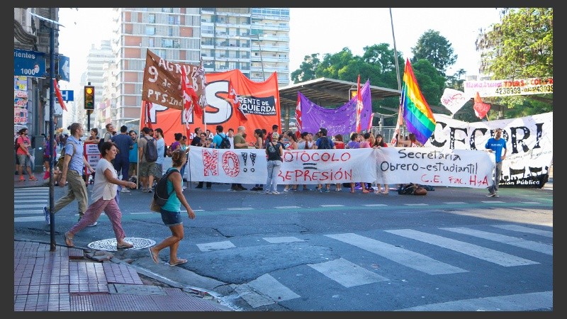 Más temprano, corte en San Luis y Corrientes.