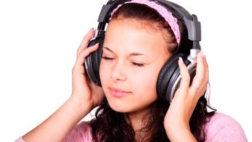 Con el ruido extremo, nuestras células nerviosas sufren y, como consecuencia, se produce la pérdida auditiva.