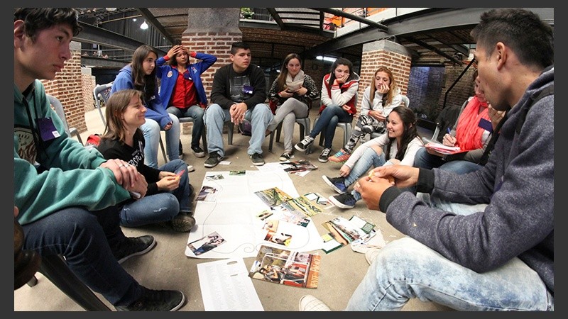 El programa “Lazos” propone la inclusión socioeducativa de niños, niñas y jóvenes.