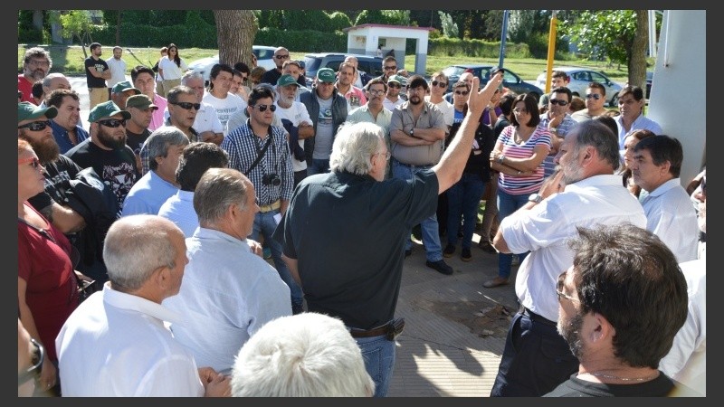 La medida de fuerza del miércoles se decidió en reunión multisectorial. 